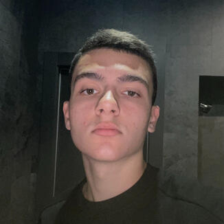 photo of man who is creating sites